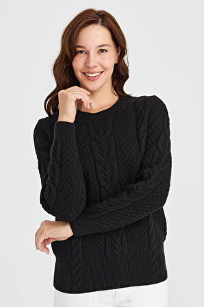 Kadın Sıfır Yaka Ortası Saç Örgü Yün Kazak Siyah