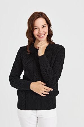 Kadın Sıfır Yaka Ortası Saç Örgü Yün Kazak Siyah