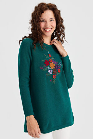 Kadın Sıfır Yaka Önü İşlemeli Uzun Yün Kazak K.Ö.başı