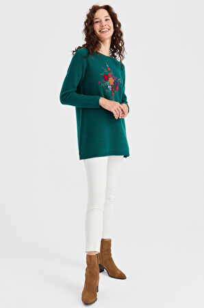 Kadın Sıfır Yaka Önü İşlemeli Uzun Yün Kazak K.Ö.başı