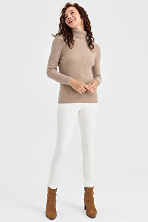 Kadın Tam Balıkçı Yaka Kol Ucu Düğmeli Yün Kazak K.Bej