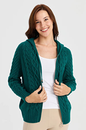 Kadın Kapüşonlu Saç Yürütme Örgülü Yün Hırka K.Ö.başı