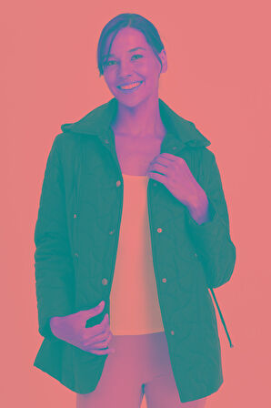 Kadın Kapüşonlu Beli Bağcıklı Kapitone Kaban Siyah