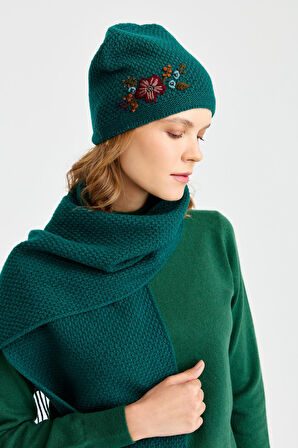 Kadın İşlemeli Yün Bere K.Ö.başı