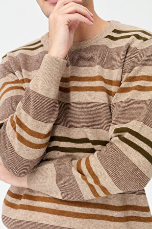 Erkek Sıfır Yaka Renkli Çizgili Klasik Yün Kazak K.Bej