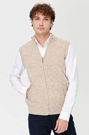 Erkek Dik Yaka Baklava Desenli Yün Yelek V.Bej