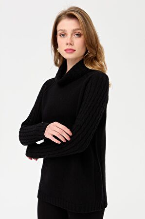 Kadın Degaje Yaka Kolu ve Yakası Saç Örgü Yün Kazak Siyah