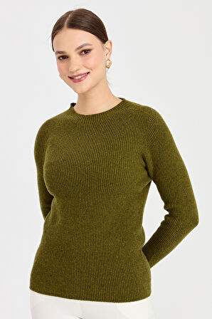 Kadın Sıfır Yaka Kol Ucu Düğmeli Yün Kazak A.K.Yeşili