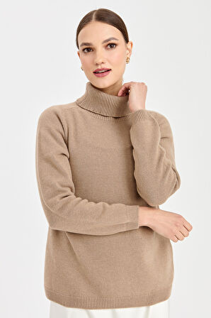 Kadın Tam Balıkçı Yaka Klasik Yün Kazak Bej