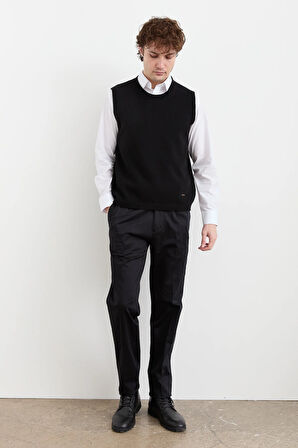 Erkek Sıfır Yaka Klasik Yün Süveter Siyah