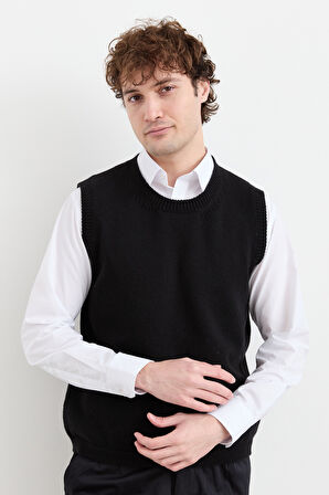 Erkek Sıfır Yaka Klasik Yün Süveter Siyah