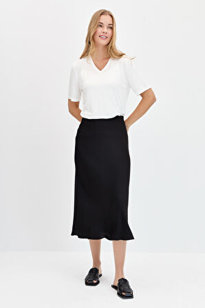 Kadın V Yaka Flamlı Kumaş Basic Tshirt Ekru