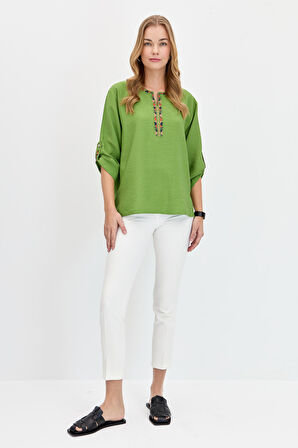 Kadın Açma Yaka Yakası Etnik Nakışlı Gömlek Yeşil