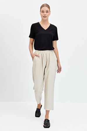 Kadın Beli Lastikli Yan Cepli Havuç Kesim Keten Pantolon Bej
