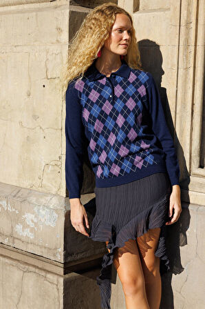 Kadın Polo Yaka Önü Baklavalı Yün Kazak Y.A.Lacivert