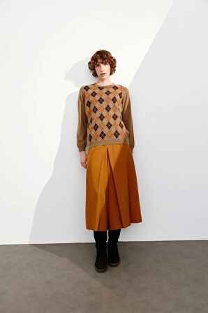 Kadın Sıfır Yaka Önü Baklava Desenli Yün Kazak V.Camel