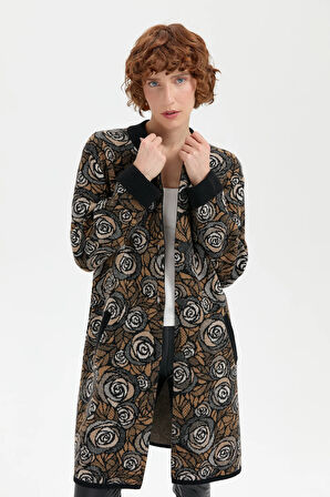 Kadın Dik Yaka Gül Desenli Uzun Yün Kaban Siyah_V.camel