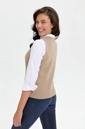 Kadın Sıfır Yaka Dikişsiz Önü Düğmeli Yün Süveter K.Bej