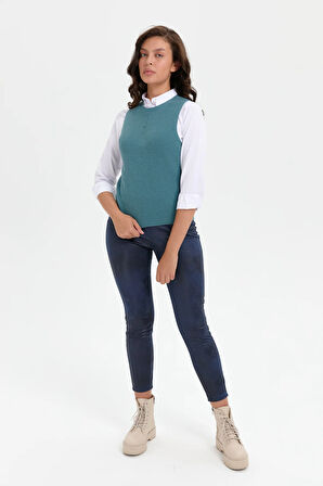 Kadın Sıfır Yaka Dikişsiz Önü Düğmeli Yün Süveter M.Yeşili