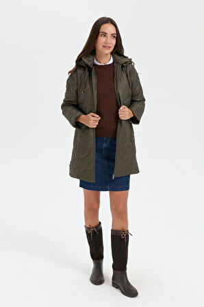 Kadın Polo Yaka Yanları Çıtçıtlı Yaprak Desenli Araboy Kapitone Kaban Yeşil