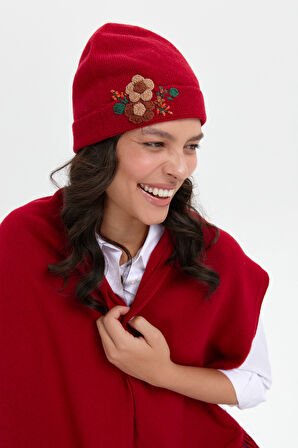 Kadın Papatya Çiçek İşlemeli Yün Bere K.Kırmızı