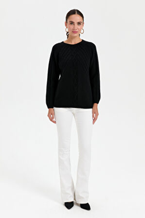 Kadın Sıfır Yaka Dikişsiz Önü Yürütmeli Yün Kazak Siyah