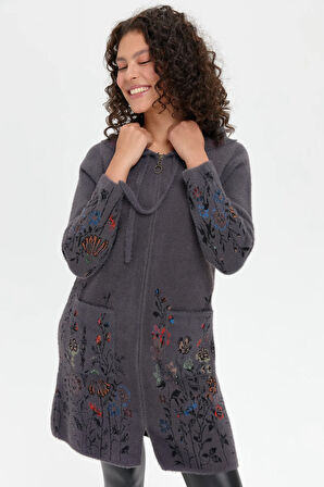 Kadın Kapüşonlu Eteği ve Kolu Kır Çiçeği Desenli Uzun Kaban Antrasit