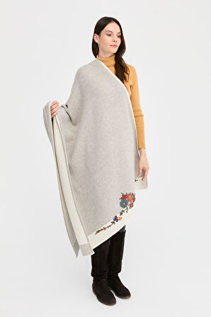 Kadın Kenarları Nakış İşlemeli Büyük Yün Şal Kemik