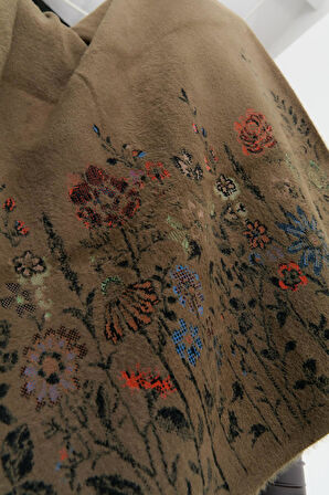 Kadın Triko Kenarları Kır Çiçeği Desenli Şal 08