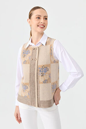 Kadın Sıfır Yaka Patchwork Arkası Keçe Kısa Yün Yelek Bej