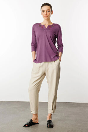 Kadın Açma Yaka Nakış İşlemeli Penye Bluz Lila
