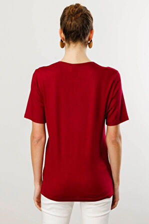 Kadın Açma Yaka Nakış İşlemeli Penye T-shirt Vişne