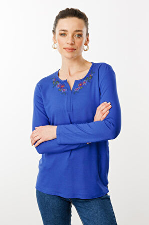 Kadın Nakış İşlemeli Uzun Kollu Penye Bluz Saks Mavi