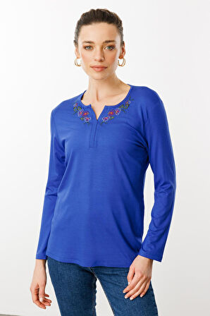 Kadın Nakış İşlemeli Uzun Kollu Penye Bluz Saks Mavi