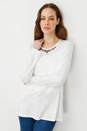 Kadın Sıfır Yaka Boncuk İşlemeli Penye Bluz Ekru
