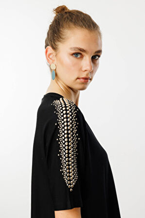 Kadın V Yaka Omuzları Taşlı Penye T-shirt Siyah