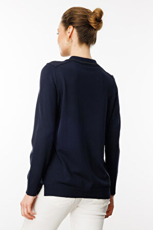 Kadın Polo Yaka Yakası Nakışlı Bluz Lacivert