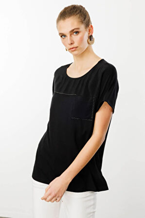 Kadın Sıfır Yaka Önü Cepli Penye T-shirt Siyah