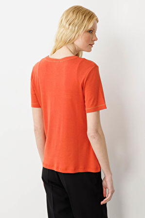 Kadın Açma Yaka Önü Cepli Pamuklu T-shirt Kiremit