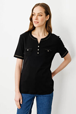 Kadın Açma Yaka Önü Cepli Pamuklu T-shirt Siyah