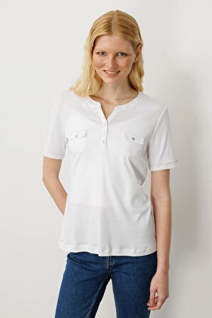 Kadın Açma Yaka Önü Cepli Pamuklu T-shirt Beyaz