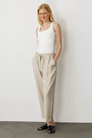 Kadın Beli Lastikli Keten Pantolon Bej