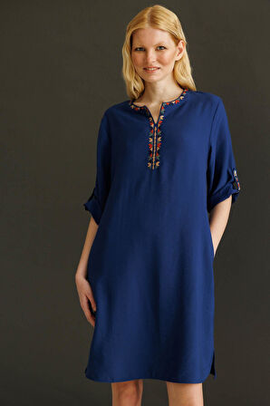 Kadın Etnik Desen Nakışlı Keten Elbise Lacivert