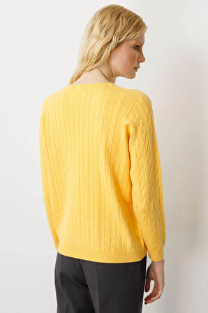 Kadın V Yaka Komple Saç Örgülü Kazak Sarı