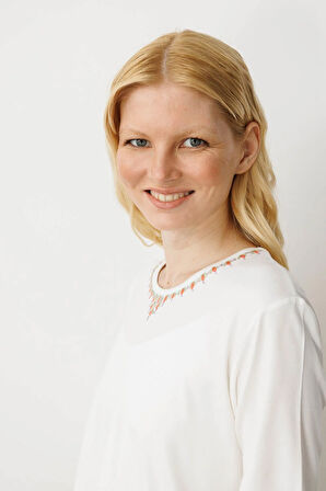 Kadın Sıfır Yaka Basic Penye T-shirt Ekru