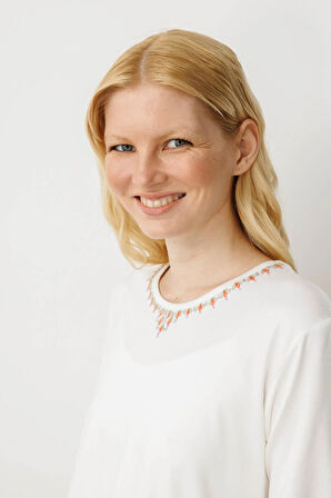 Kadın Sıfır Yaka Basic Penye T-shirt Ekru