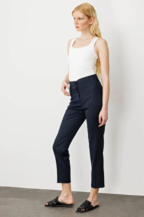 Kadın Kemer Yanı Lastikli Bilek Boy Yazlık Kumaş Pantolon Lacivert