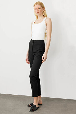 Kadın Kemer Yanı Lastikli Bilek Boy Yazlık Kumaş Pantolon Siyah