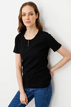 Kadın Yakası Düğmeli Pamuk Kaşkorse T-shirt Siyah