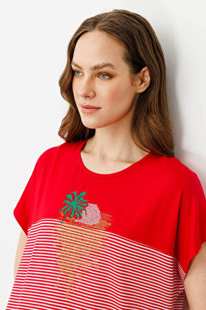 Kadın Sıfır Yaka Önü Taşlı Penye T-shirt Kırmızı